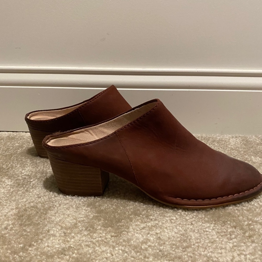 Women’s Clarks Brown Leather Mules